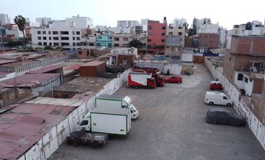Se vende amplio terreno de 1,890 m²  en Calle Santa Ana 290, San Miguel