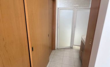 AMPLIA Y AGRADABLE RESIDENCIA EN LA ALAMEDA