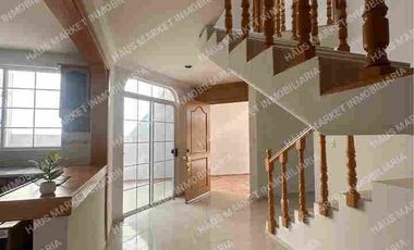 AMPLIA Y AGRADABLE RESIDENCIA EN LA ALAMEDA