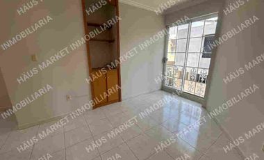 AMPLIA Y AGRADABLE RESIDENCIA EN LA ALAMEDA