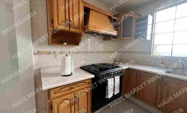AMPLIA Y AGRADABLE RESIDENCIA EN LA ALAMEDA