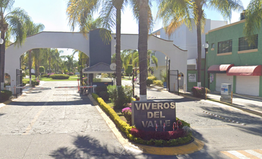 Vendo Casa en Fraccionamiento Viveros del Vallé Zapopan Jalisco