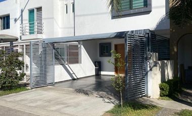 Vendo Casa en Fraccionamiento Viveros del Vallé Zapopan Jalisco