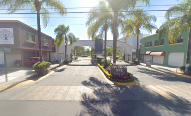 Vendo Casa en Fraccionamiento Viveros del Vallé Zapopan Jalisco