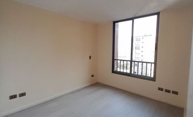 Se vende Departamento sector Metro Santa Ana