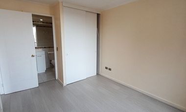 Se vende Departamento sector Metro Santa Ana