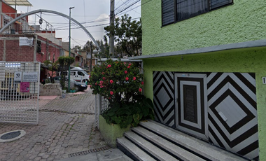 CASA EN RECUPERACIÓN HIPOTECARIA - NUEVA SAN RAFAEL CHAMAPA, NAUCALPAN DE JUEREZ, ESTADO DE MEXICO