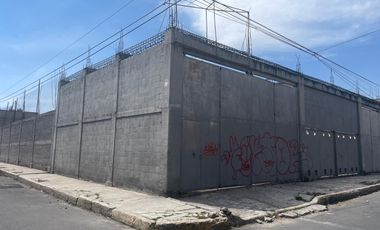 Terreno en esquina para negocio 1000 m2 Valle de Chalco Solidaridad