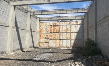 Terreno en esquina para negocio 1000 m2 Valle de Chalco Solidaridad