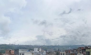 VENTA CASA CON 2 RENTAS (LOCAL Y APARTAMENTO) EN VILLAMARIA, CALDAS