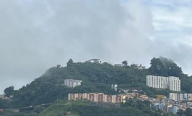 VENTA CASA CON 2 RENTAS (LOCAL Y APARTAMENTO) EN VILLAMARIA, CALDAS