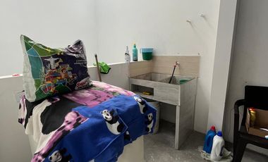 VENTA CASA CON 2 RENTAS (LOCAL Y APARTAMENTO) EN VILLAMARIA, CALDAS