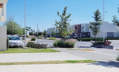 Hermosa Casa en Venta en Alva Residencial, Valle Imperial, Zapopan