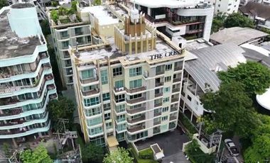 Prime Location! Luxuriously Furnished! Just a short walk to Emsphere, EmQuartier, and Benjasiri Park! For Sale: The Crest Sukhumvit 24 Condo