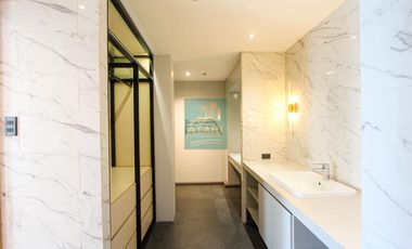 Luxury 3 Bedrooms Beach Loft Type Penthouse Condo in Tower 2 Movinpick Resort and Towers
