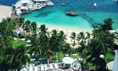 Luxury 3 Bedrooms Beach Loft Type Penthouse Condo in Tower 2 Movinpick Resort and Towers