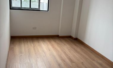 VENDO LINDO DUPLEX DE ESTRENO EN CALLE TRANQUILA EN SURCO ACABADO DE PRIMERA