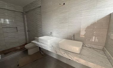 VENDO LINDO DUPLEX DE ESTRENO EN CALLE TRANQUILA EN SURCO ACABADO DE PRIMERA