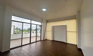 Casa en el Rancho San Fernando