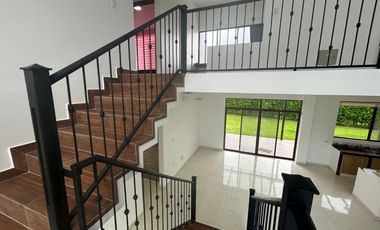 Casa en el Rancho San Fernando