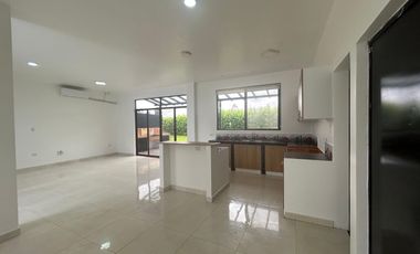 Casa en el Rancho San Fernando