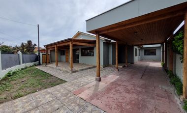 Oportunidad de linda Casa en Pasaje Cerrado en Avda Principal de Talagante, Bernardo O'Higgins 695, comuna de Talagante..