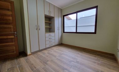 Oportunidad de linda Casa en Pasaje Cerrado en Avda Principal de Talagante, Bernardo O'Higgins 695, comuna de Talagante..