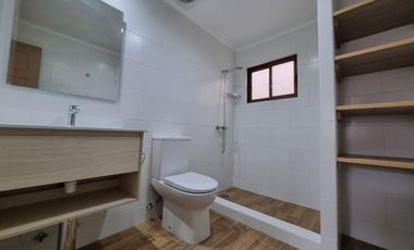 Oportunidad de linda Casa en Pasaje Cerrado en Avda Principal de Talagante, Bernardo O'Higgins 695, comuna de Talagante..