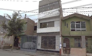 EN VENTA CASA DE 3 PISOS EN SAN JUAN DE LURIGANCHO