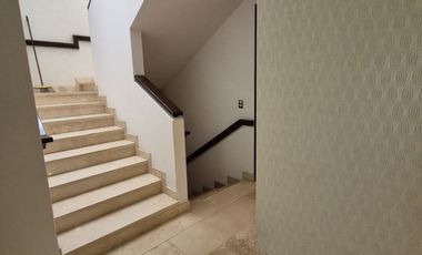 CASA EN VENTA EN PUERTA DE HIERRO