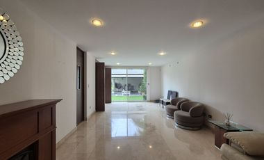 CASA EN VENTA EN PUERTA DE HIERRO