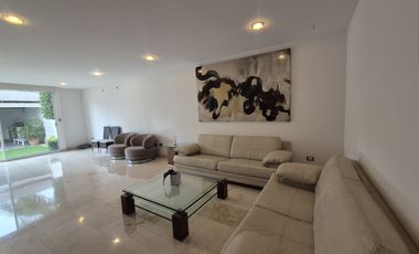 CASA EN VENTA EN PUERTA DE HIERRO