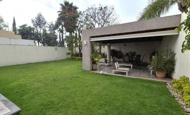 CASA EN VENTA EN PUERTA DE HIERRO