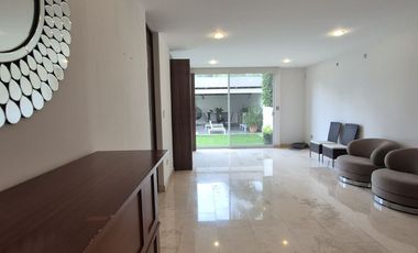 CASA EN VENTA EN PUERTA DE HIERRO