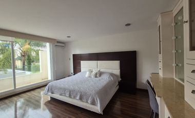 CASA EN VENTA EN PUERTA DE HIERRO