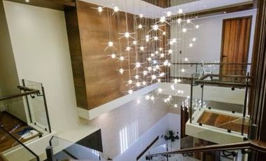 6BR Brand New and Fully Furnished Home in Multinational Village Parañaque