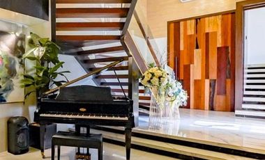 6BR Brand New and Fully Furnished Home in Multinational Village Parañaque