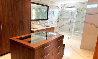 6BR Brand New and Fully Furnished Home in Multinational Village Parañaque