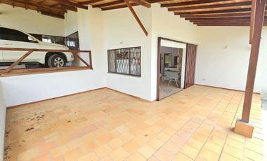 FINCA EN VENTA MESA DE LOS SANTOS.