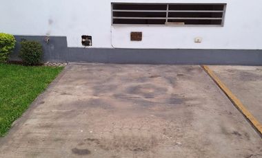 ¡VENTA DEPARTAMENTO FRENTE PARQUE LÍMITE CON CHACARILLA!