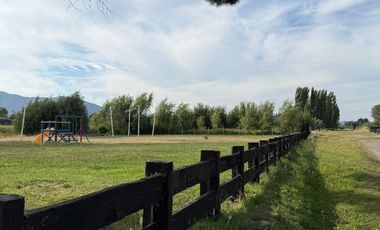 Sitios Con Acceso A Laguna En Quillon