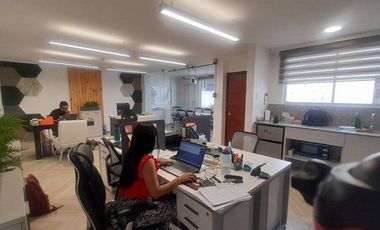 Local comercial en venta, sector Urdesa Centrar