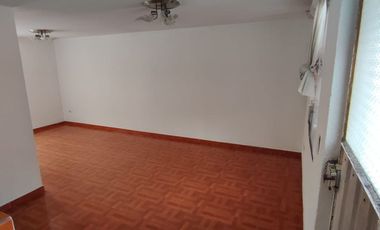 CASA ESQUINERA - SECTOR MONJAS DESVÍO