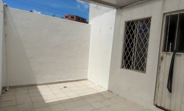 CASA ESQUINERA - SECTOR MONJAS DESVÍO