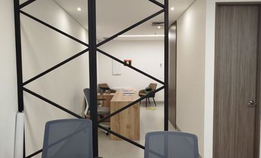 Venta de oficina en Castropol, Poblado