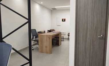 Venta de oficina en Castropol, Poblado