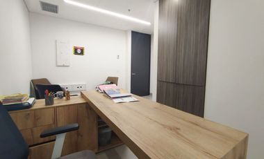 Venta de oficina en Castropol, Poblado