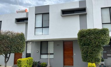 Casa en renta dentro de coto en Las Grullas residencial, zona Sur, Tlajomulco de Zuñiga, Jalisco