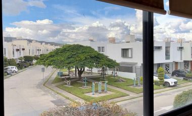 Casa en renta dentro de coto en Las Grullas residencial, zona Sur, Tlajomulco de Zuñiga, Jalisco