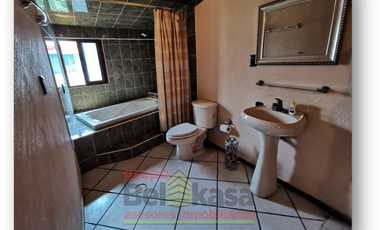 Renta de casa en Bosques de Túnez, B. de Aragón